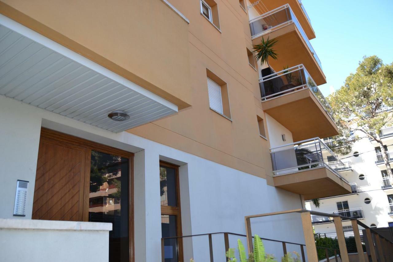 Apartamento Salou apartamento cerca de playa y zona turística Exterior foto